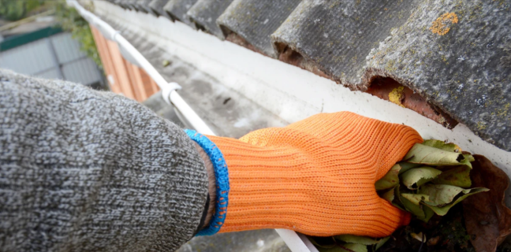 Discover The Benefits Of Gutter Cleaning Services